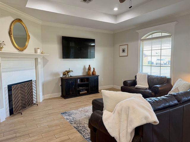 306 Inglewood Way, Houma, LA 70360