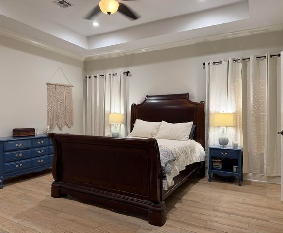 306 Inglewood Way, Houma, LA 70360