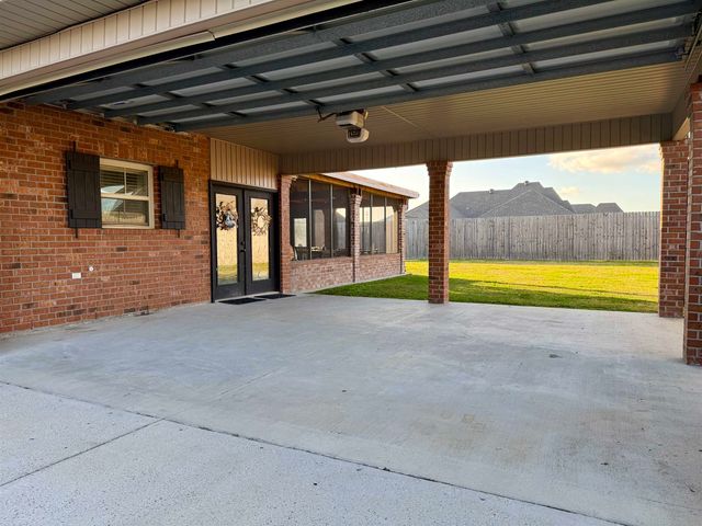 306 Inglewood Way, Houma, LA 70360