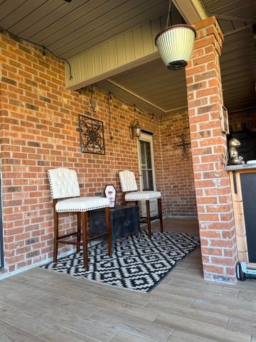 306 Inglewood Way, Houma, LA 70360