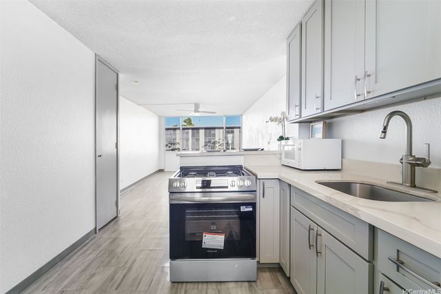 755 Mcneill Street A204, Honolulu, HI 96817