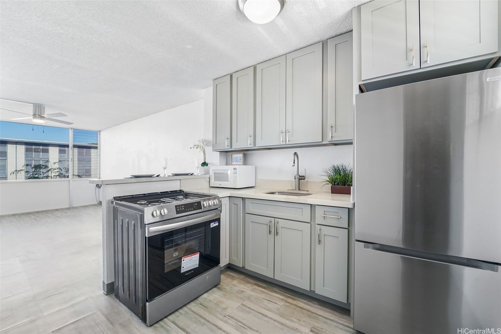 755 Mcneill Street A204, Honolulu, HI 96817