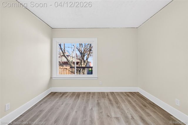 5019 Maple Street, Dearborn, MI 48126