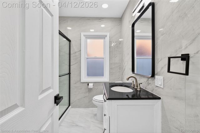 5019 Maple Street, Dearborn, MI 48126