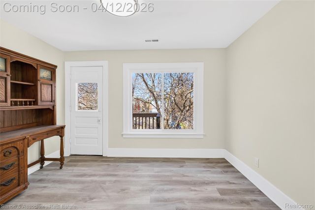 5019 Maple Street, Dearborn, MI 48126