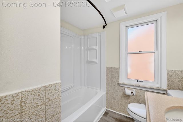 5019 Maple Street, Dearborn, MI 48126