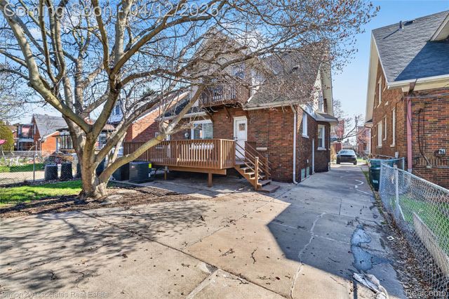 5019 Maple Street, Dearborn, MI 48126