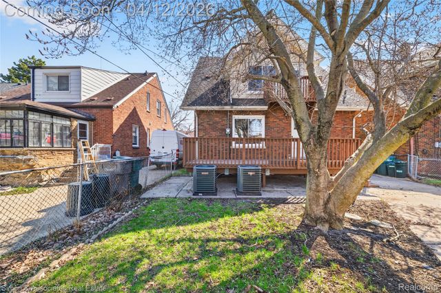 5019 Maple Street, Dearborn, MI 48126