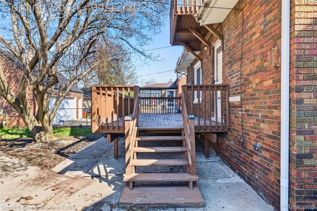 5019 Maple Street, Dearborn, MI 48126