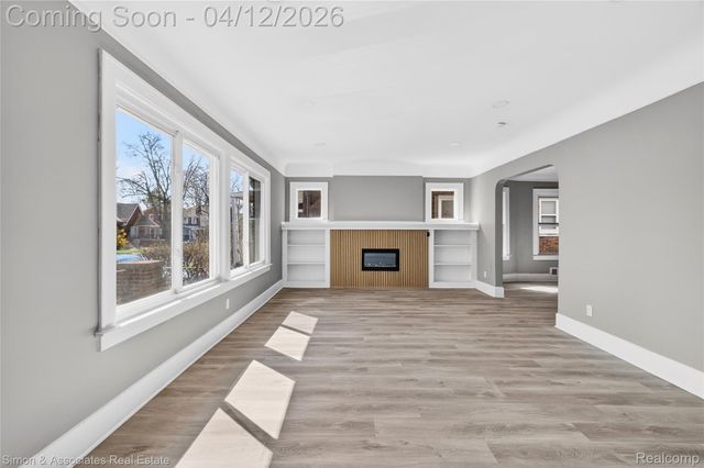 5019 Maple Street, Dearborn, MI 48126