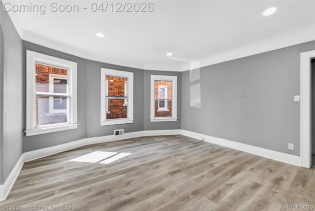 5019 Maple Street, Dearborn, MI 48126