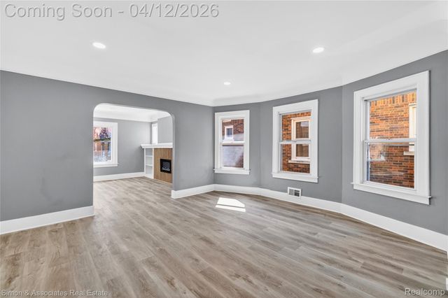 5019 Maple Street, Dearborn, MI 48126