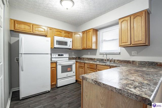 554 Cheyenne Road, Radcliff, KY 40160