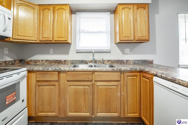 554 Cheyenne Road, Radcliff, KY 40160