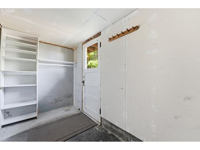 10226 Nw 109TH Ave, Portland, OR 97231