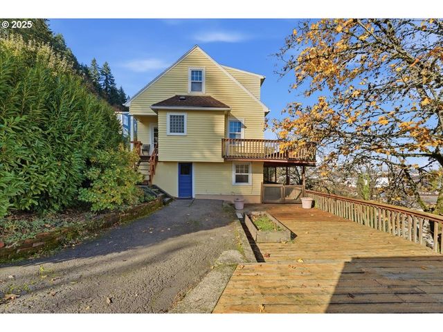 10226 Nw 109TH Ave, Portland, OR 97231