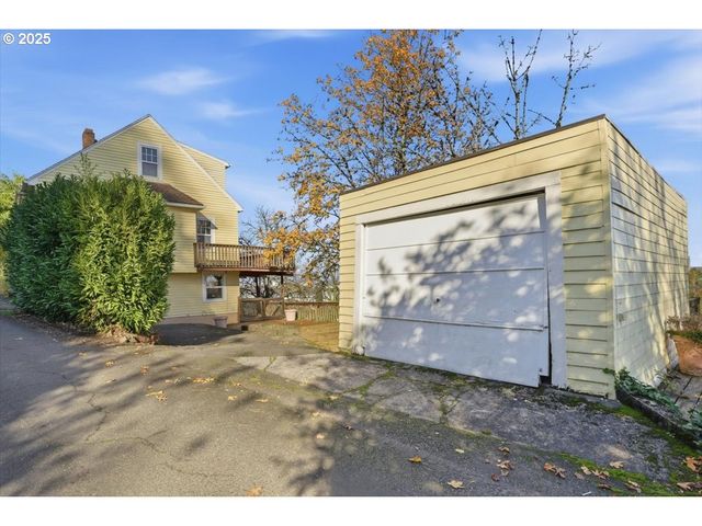 10226 Nw 109TH Ave, Portland, OR 97231