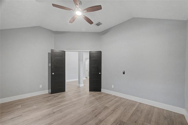 1210 Bob White Drive, Friendswood, TX 77546