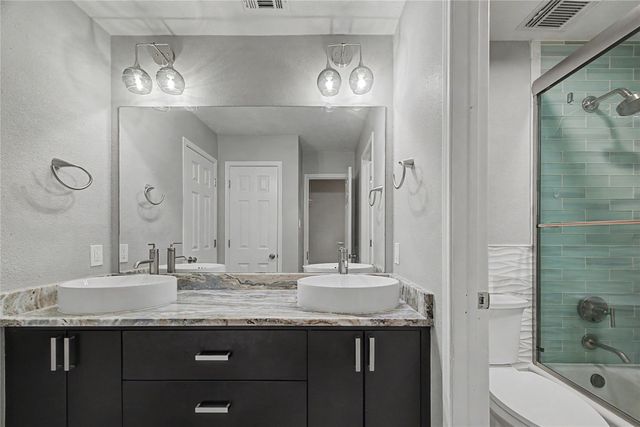1210 Bob White Drive, Friendswood, TX 77546
