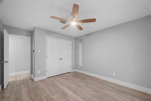 1210 Bob White Drive, Friendswood, TX 77546