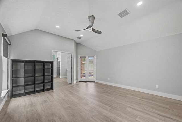 1210 Bob White Drive, Friendswood, TX 77546