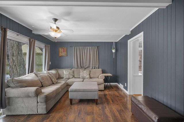 71 S Blackhawk Street, Janesville, WI 53545