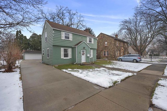 71 S Blackhawk Street, Janesville, WI 53545