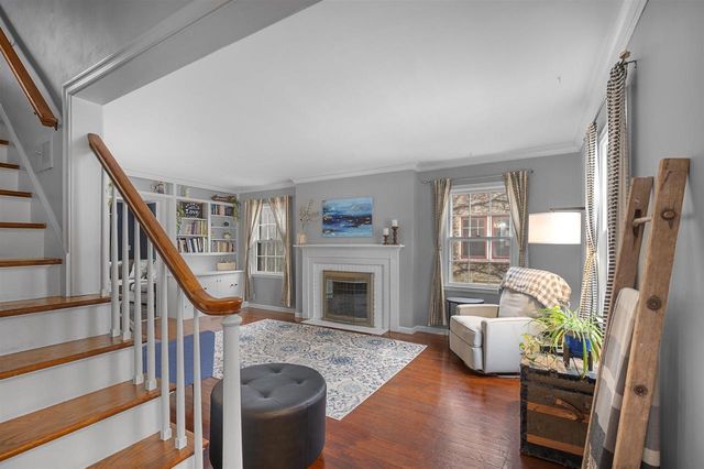 71 S Blackhawk Street, Janesville, WI 53545