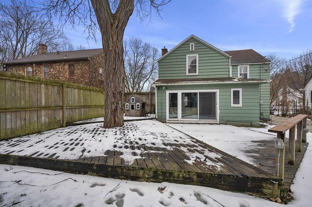 71 S Blackhawk Street, Janesville, WI 53545