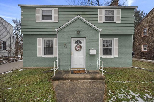 71 S Blackhawk Street, Janesville, WI 53545