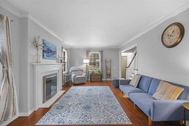 71 S Blackhawk Street, Janesville, WI 53545