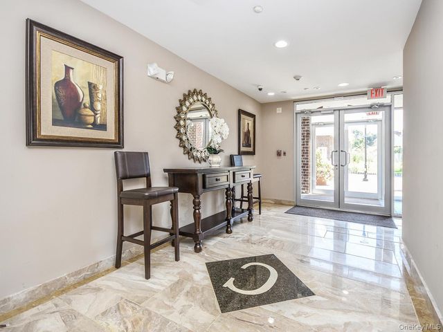 200 Carney Street 202, Glen Cove, NY 11542