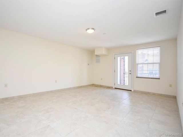 200 Carney Street 202, Glen Cove, NY 11542