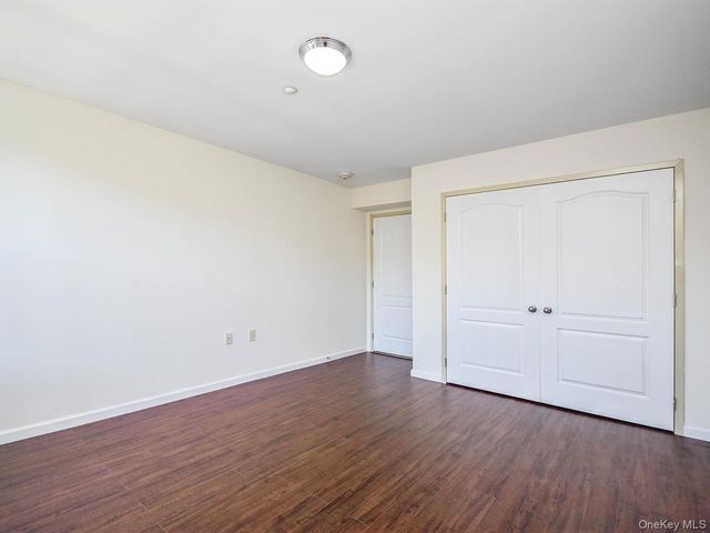 200 Carney Street 202, Glen Cove, NY 11542