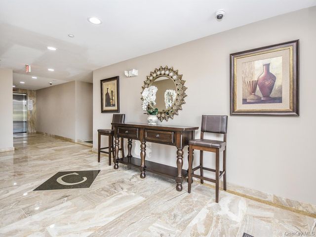 200 Carney Street 202, Glen Cove, NY 11542