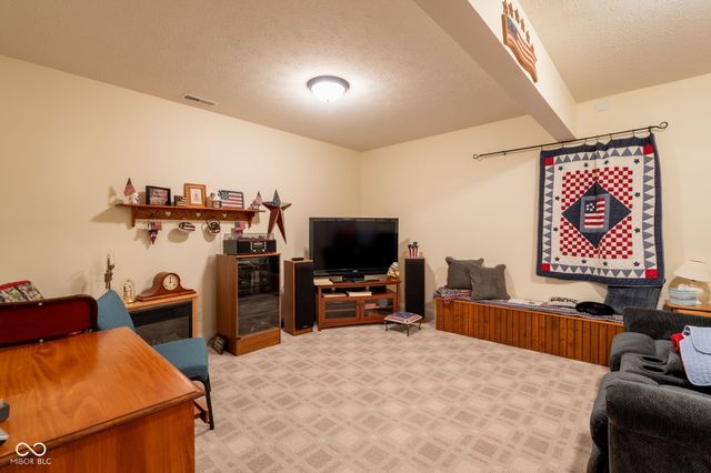 4082 Bayberry Court, Greenwood, IN 46143