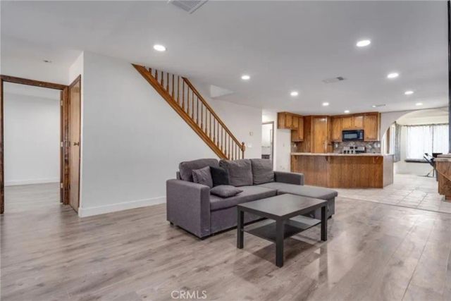 6233 Coriander Drive, Oak Hills, CA 92344