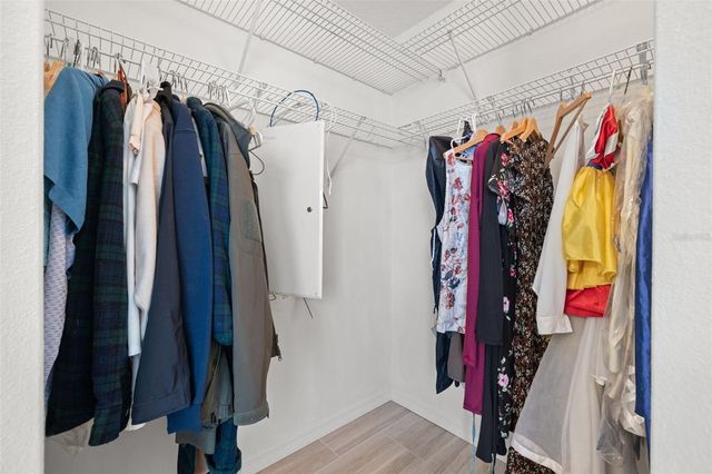 5950 BEACONPARK STREET, Lithia, FL 33547