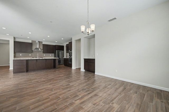 2584 Lombardy Ct, Lodi, CA 95242