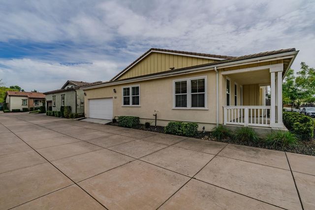 2584 Lombardy Ct, Lodi, CA 95242