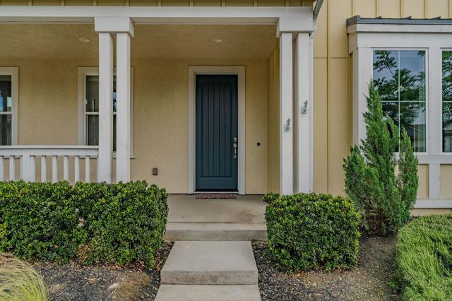 2584 Lombardy Ct, Lodi, CA 95242