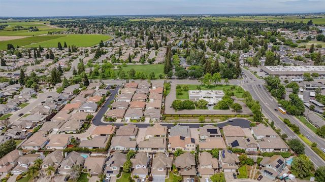 2584 Lombardy Ct, Lodi, CA 95242