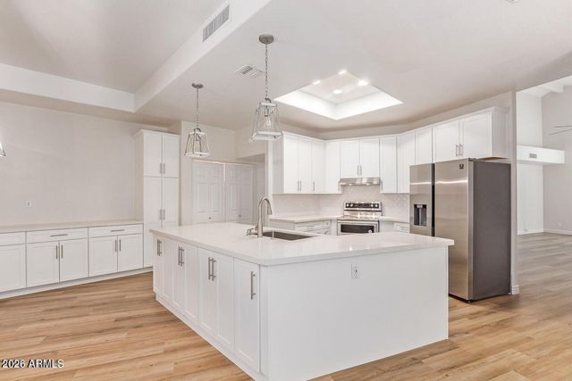 1527 E BEACON Drive, Gilbert, AZ 85234