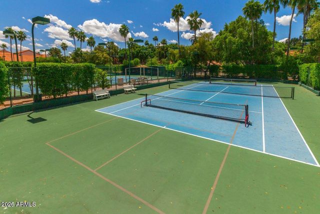 1527 E BEACON Drive, Gilbert, AZ 85234