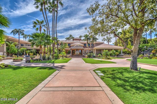 1527 E BEACON Drive, Gilbert, AZ 85234