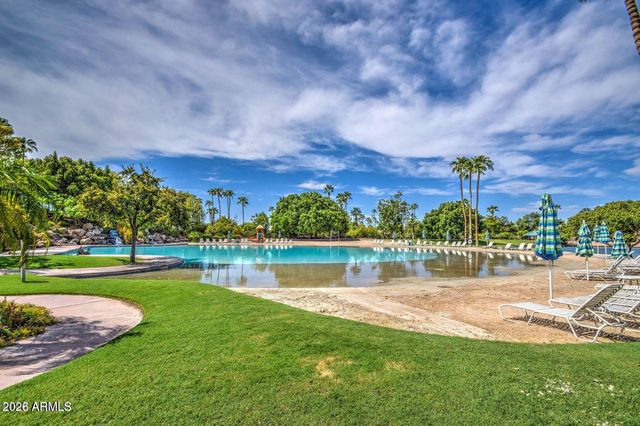 1527 E BEACON Drive, Gilbert, AZ 85234