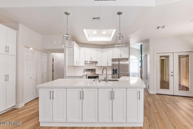 1527 E BEACON Drive, Gilbert, AZ 85234