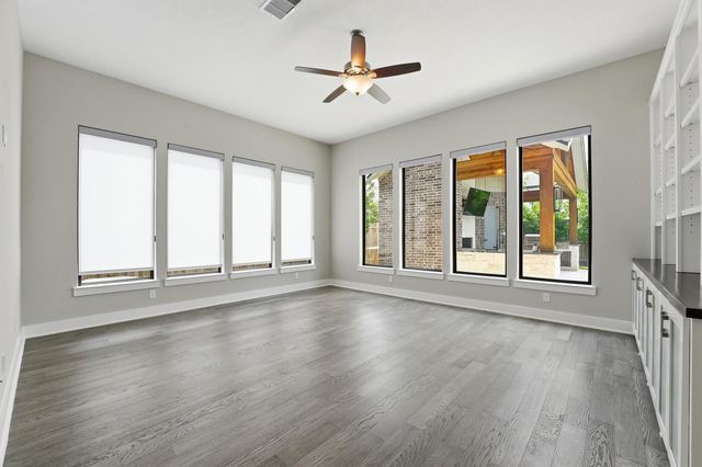 4715 Lake Crest Drive, Fulshear, TX 77441