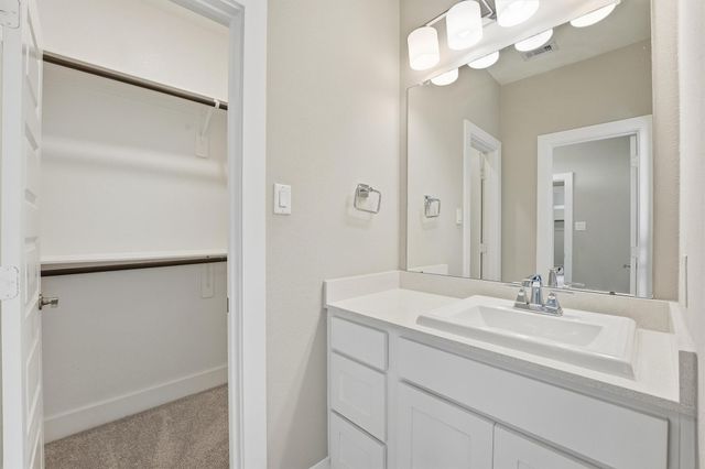 4715 Lake Crest Drive, Fulshear, TX 77441