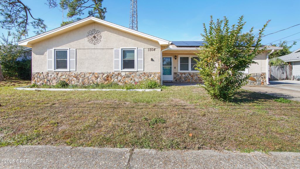 1804 Minnesota Avenue, Lynn Haven, FL 32444